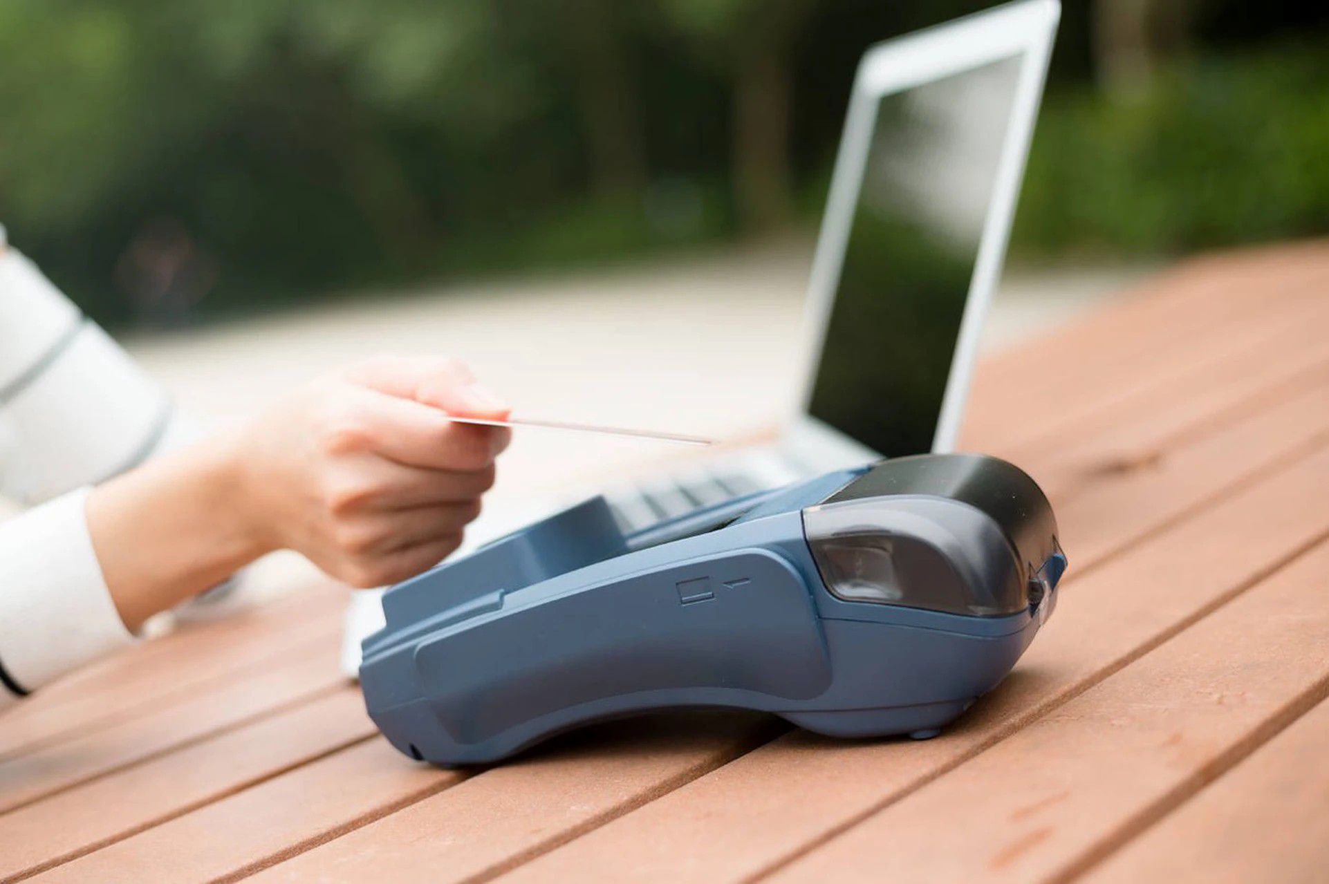 pos機刷卡如何原路返還(hái)?pos刷卡成功後如何退回?